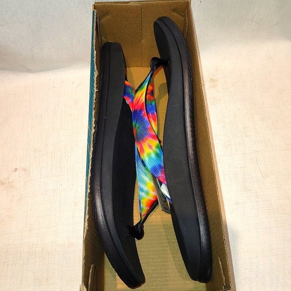 Chaco Men's Chillos Flip flop in Dark Tie dye - Picture 7 of 9
